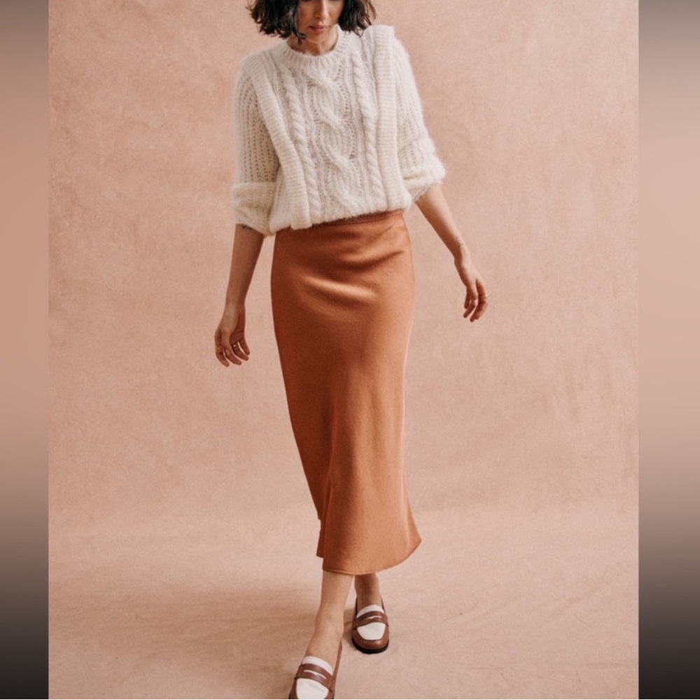 *SOLD* SEZANE Sandy Midi Skirt Size 38 Camel